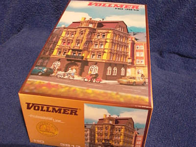 H0 3813 Wohnhaus Schlossallee 3